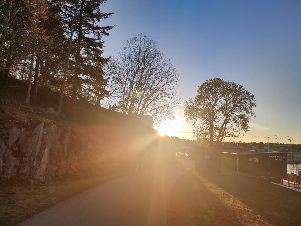Den Unika Sekelskiftsvaningen. Appartement Norrtälje Buitenkant foto